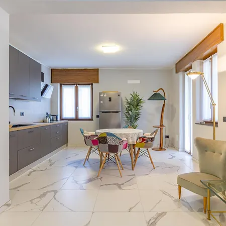 Casa Lario Apartment Schignano (Como)